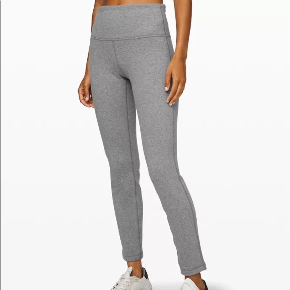 Lululemon Size 6 Grey  Fleece Lined Leggings
